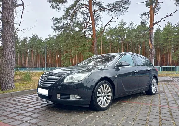 opel insignia nowogród bobrzański Opel Insignia cena 23500 przebieg: 220000, rok produkcji 2009 z Nowogród Bobrzański